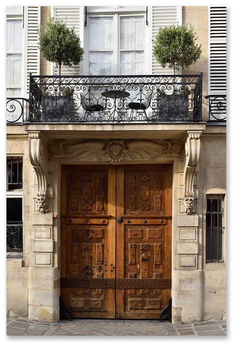 Parisian Door Nº248